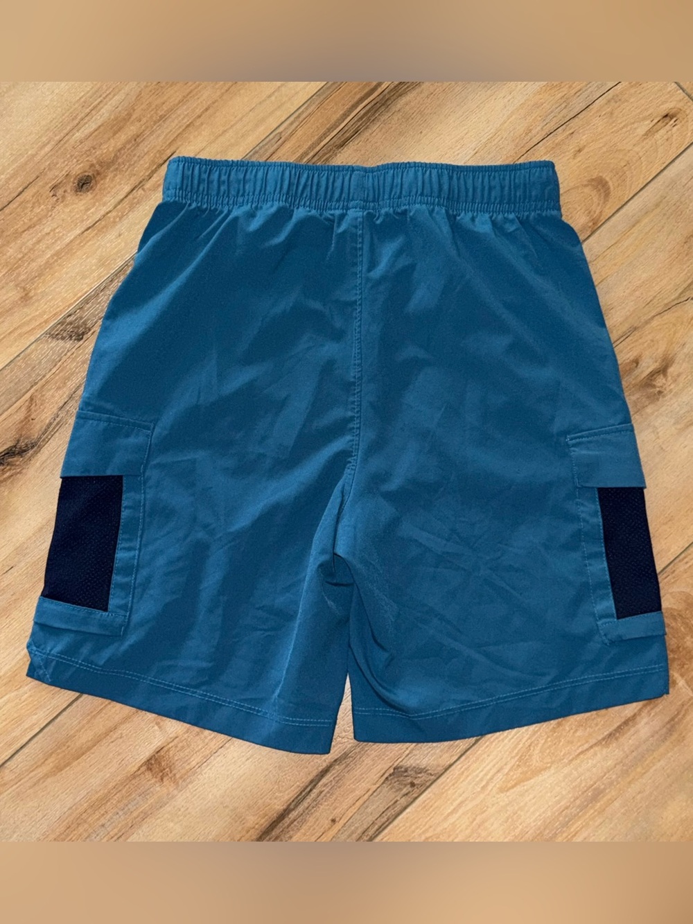 Kids Large Teal Cargo DriFit Shorts with Mesh Panels Old Navy - Picture 4 of 5